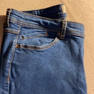 Stradivarius jeans 30 x 29 inseam straight leg stretchy